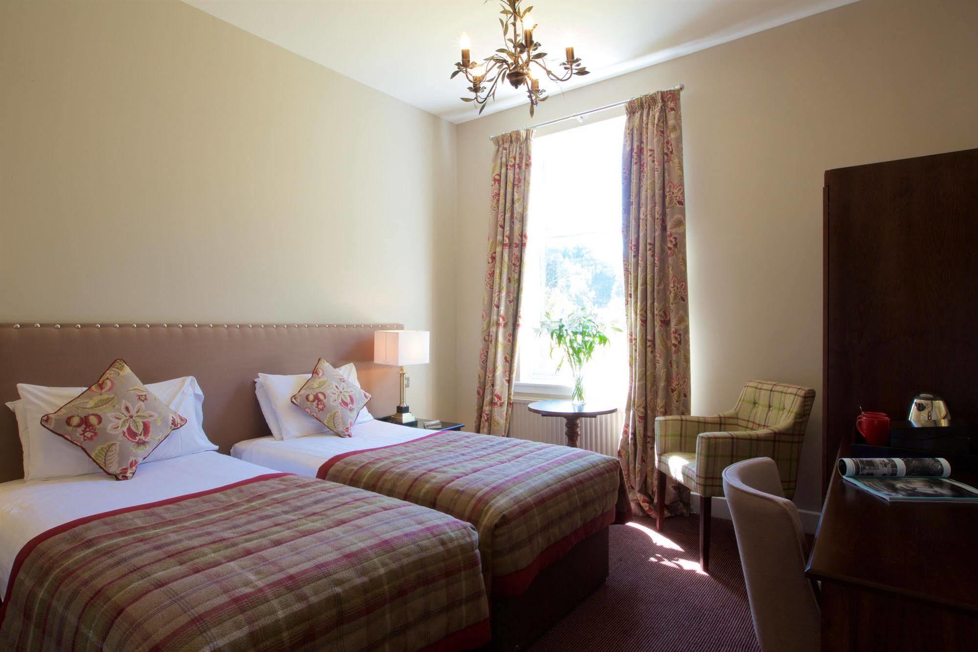 Stonefield Castle Hotel 'A Bespoke Hotel' Esterno foto